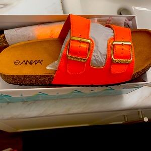 Brand new never worn Anna sandals size 9